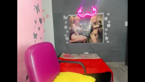 white_luna1 online show from February 25, 8:29 pm