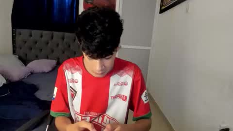 Snapshot of white_master444 chatting on April 16, 9:39 pm white online show from April 16, 9:39 pm