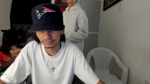 Snapshot of white_master444 chatting on April 17, 9:45 am white online show from April 17, 9:45 am