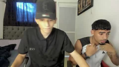 Snapshot of white_master444 chatting on June 11, 6:39 pm white online show from June 11, 6:39 pm