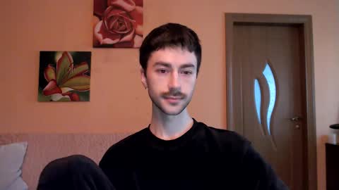 Tom online show from November 5, 2:28 pm