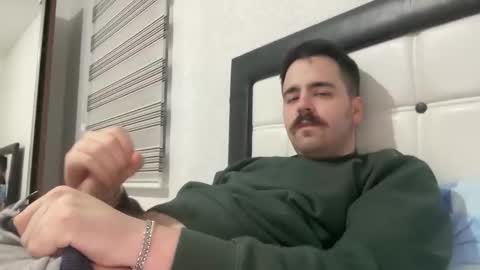 Snapshot of white_wizard_ chatting on March 10, 2:16 am white_wizard_ online show from March 10, 2:16 am