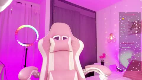 whiteatenea online show from February 6, 8:18 am