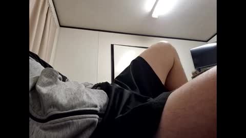 Snapshot of whiteboi9284 chatting on October 12, 1:43 pm whiteboi9284 online show from October 12, 1:43 pm