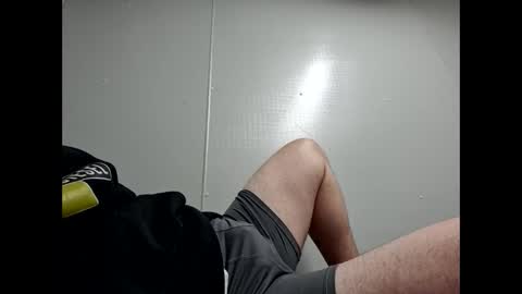 Snapshot of whiteboi9284 chatting on November 6, 12:17 pm whiteboi9284 online show from November 6, 12:17 pm