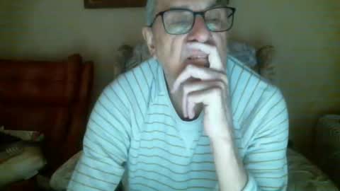 whitebriefs009 online show from January 23, 9:18 am