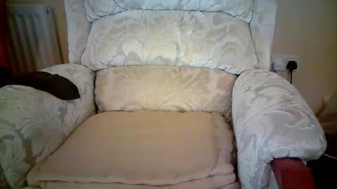 whitebriefs009 online show from November 24, 9:53 am