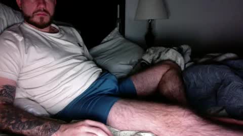 whitebubblebutt44 online show from December 7, 11:18 am