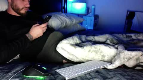 whitebubblebutt44 online show from September 11, 1:49 am