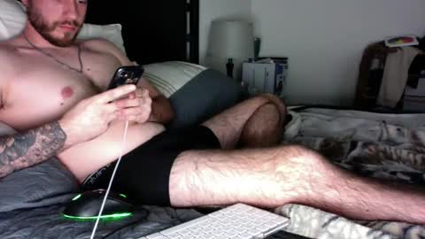 whitebubblebutt44 online show from September 15, 7:03 pm