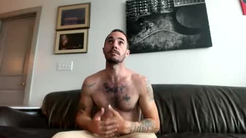 Snapshot of whitechocalate91 chatting on March 9, 3:38 pm just str8 stud nut 1000 online show from March 9, 3:38 pm