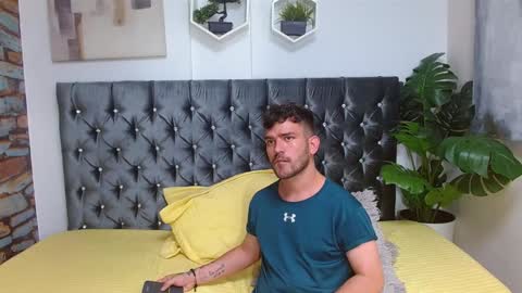 Dylan white online show from February 6, 11:26 pm