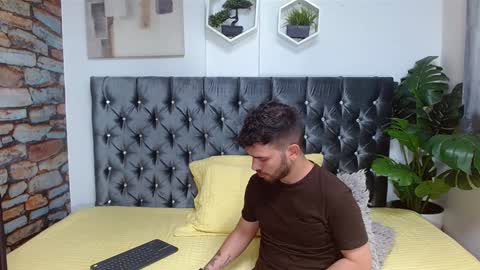 Dylan white online show from February 7, 5:29 pm