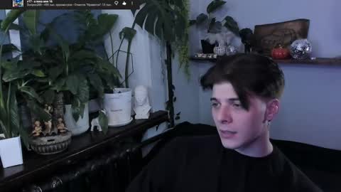 Snapshot of whiteegrimm chatting on November 29, 8:23 pm Gus online show from November 29, 8:23 pm