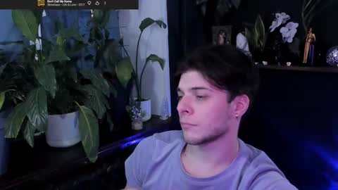 Gus online show from January 6, 9:29 pm