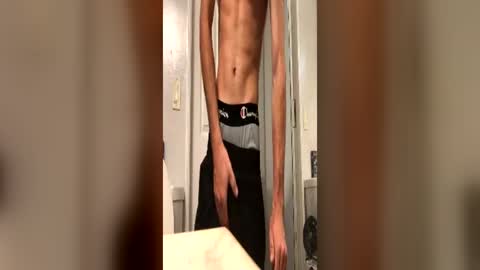 Whiteguybwc23yr online show from June 15, 5:04 pm