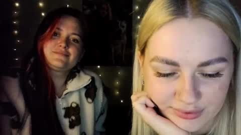 whitehex666 online show from December 4, 3:32 pm