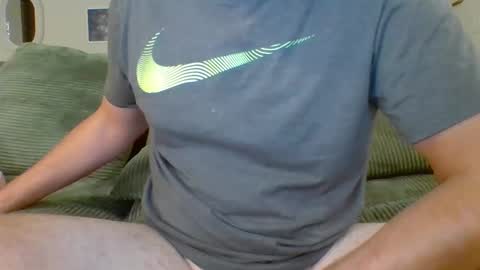 whiteknight169 online show from September 12, 1:28 am