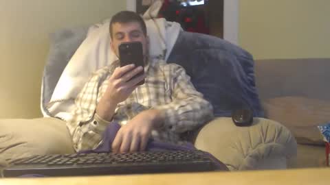 Snapshot of whitemeat321 chatting on April 24, 1:13 pm whitemeat321 online show from April 24, 1:13 pm