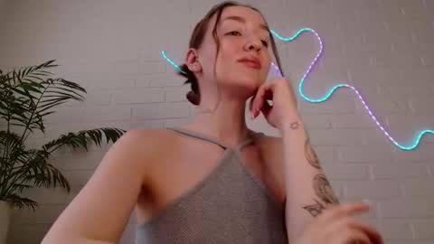 Snapshot of whiteprincessluna chatting on March 30, 12:17 pm You wont find me here on Saturdays and Sundays online show from March 30, 12:17 pm