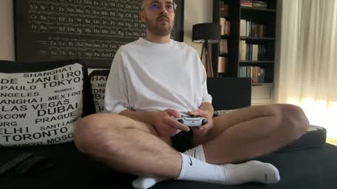 whitesoxboy97 online show from February 15, 1:27 pm