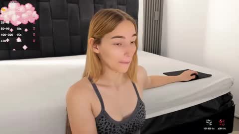 WhiteSun online show from September 29, 12:43 pm