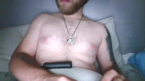 Snapshot of whiteweapon88 chatting on August 9, 4:01 pm whiteweapon88 online show from August 9, 4:01 pm