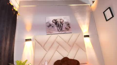 Whitney online show from July 29, 1:53 pm