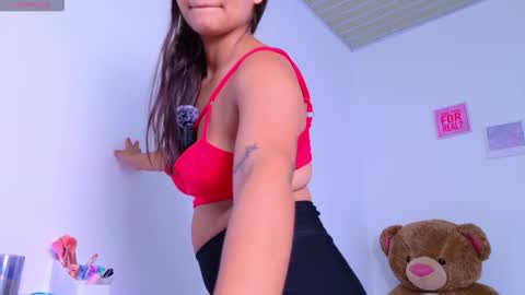 Snapshot of whitneyparker1 chatting on October 22, 1:00 pm Whitney  online show from October 22, 1:00 pm