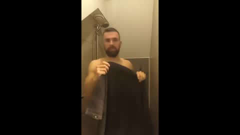 whocard online show from March 12, 9:10 pm