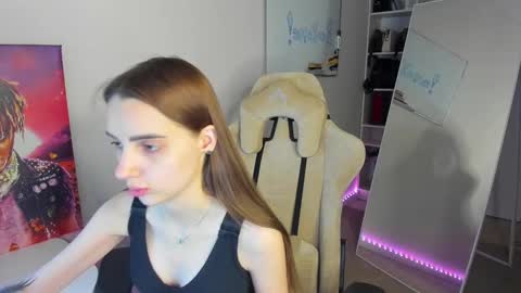 Snapshot of whole_eternity chatting on January 13, 12:45 pm Abby online show from January 13, 12:45 pm