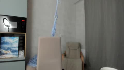 Snapshot of why_again_me chatting on November 1, 7:05 pm Veronica online show from November 1, 7:05 pm