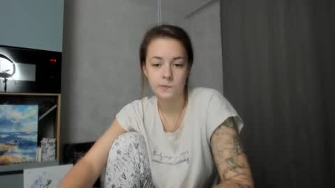 Snapshot of why_again_me chatting on December 3, 2:15 pm Veronica online show from December 3, 2:15 pm