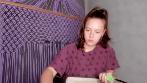 Veronica online show from June 2, 8:22 pm