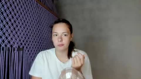 Veronica online show from June 19, 8:12 pm