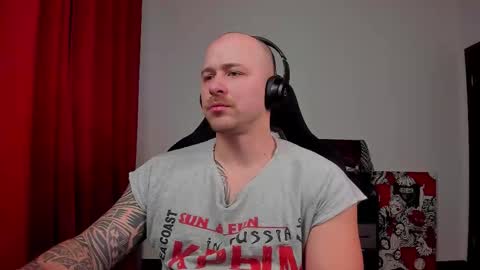 VI online show from February 2, 7:12 pm