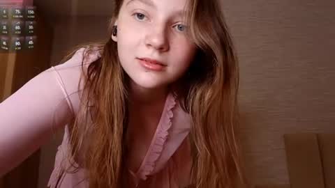 Molly online show from July 3, 7:20 pm