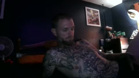 whyteboi8989 online show from September 19, 3:08 am