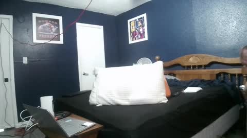 whyteboi8989 online show from September 26, 2:48 am