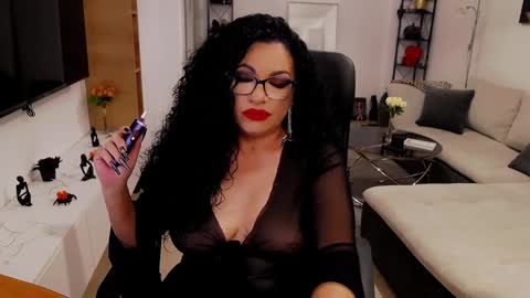 Milf Amy online show from December 22, 9:00 am
