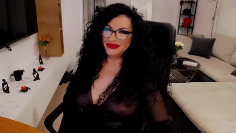 Milf Amy online show from December 22, 12:05 pm