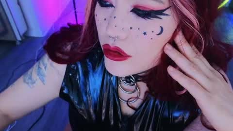 Laura  online show from June 15, 8:49 am