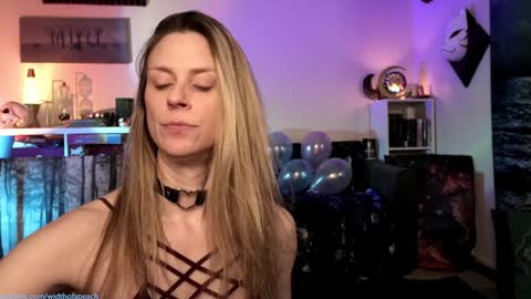 Gretchen  Jimmy online show from January 27, 1:37 am