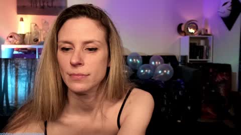 Gretchen  Jimmy online show from January 28, 3:15 am