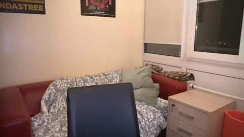 VI online show from February 25, 5:47 pm