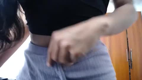 Ilauren online show from October 18, 5:25 pm