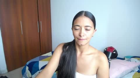 Ilauren online show from June 6, 11:26 am