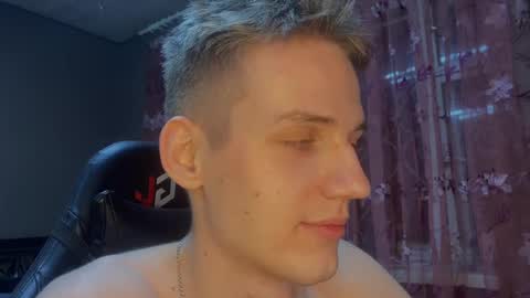 wiiinkyyy online show from December 5, 6:26 pm