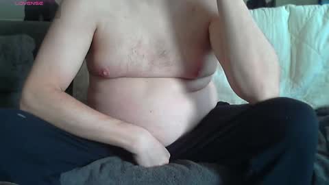 Snapshot of wilbert31 chatting on February 21, 9:24 am wilbert online show from February 21, 9:24 am