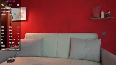 wild_col online show from October 25, 12:02 pm